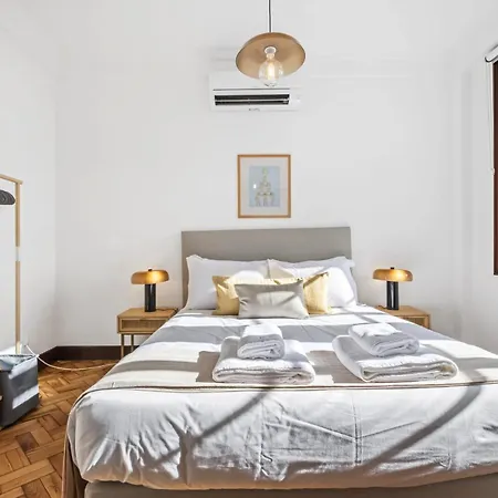 Zino B - By Wehost * Funchal